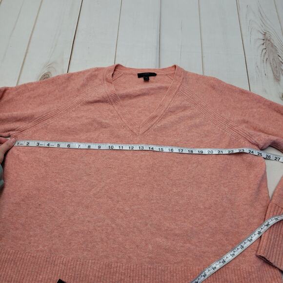 J. Crew supersoft yarn alpaca pink knit sweater V neck merino wool - Picture 3 of 11